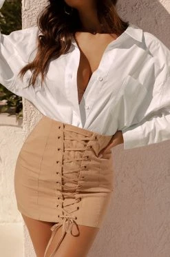 AC Risk Taker - Nude