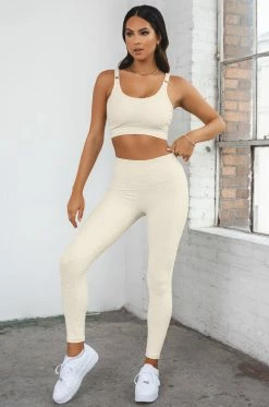 MONOB Work It Out - Cream