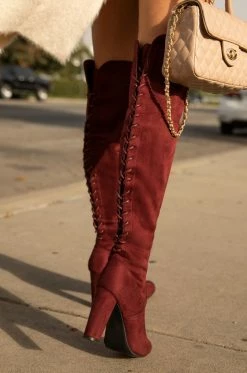 TOPM Shoes Future Moves - Wine