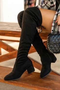 WDIVA Chic In The City - Black Shoes