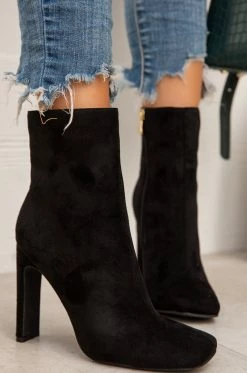 SOME Weekend Cool - Black Shoes