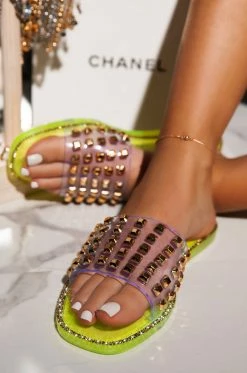 WDIVA Luxe Chillin - Yellow Shoes