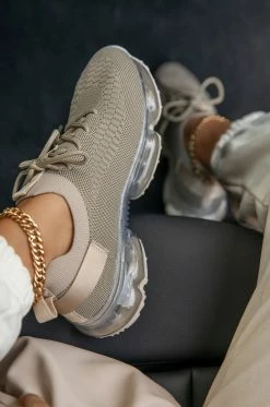 LSHE Chase The Dream - Nude