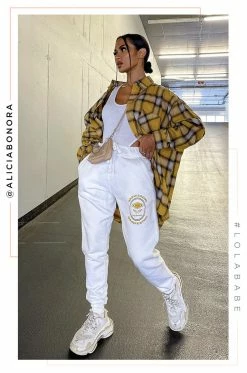 MSLOLA Manifesting Jogger - White