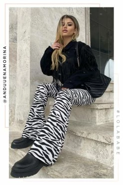 MKERS Atalia - Black