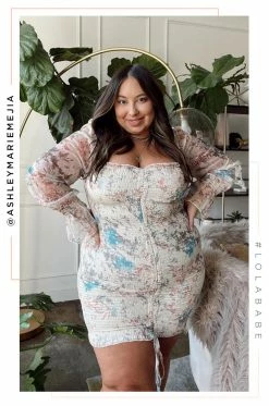 OVN Spring Beauty - Blue Floral Dresses