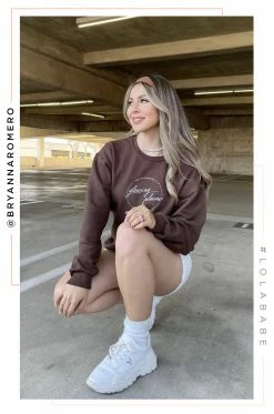 MSLOLA Glowing Places Crewneck - Mocha