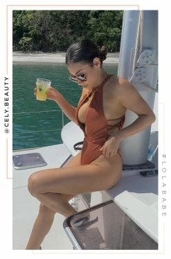 ENY Swim Maldives Trips - Rust