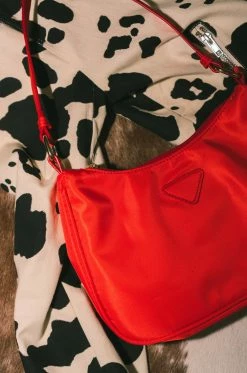 FA Weekend Muse - Red Accessories