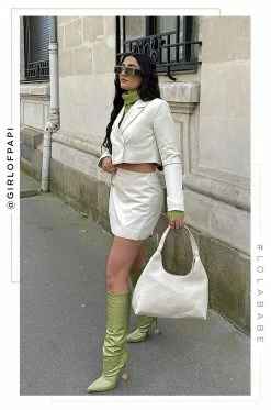 UR Cambria - Ivory Accessories