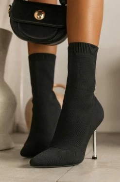 SOME Well Behaved - Black