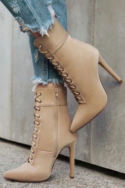 OlvJay Overnight Fame - Nude Shoes