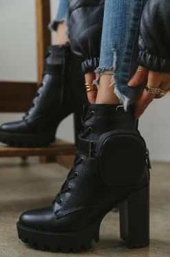 BBOO Shoes Ressia - Black