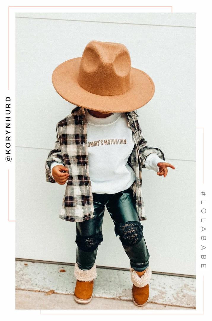 LOLAKID Loungewear Mommy's Motivation Crewneck - White