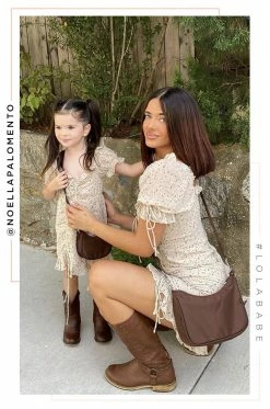 UR IG Queen - Mocha Accessories