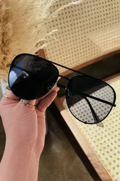 SH Coastal Views - Black Accessories