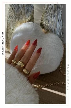 UR Accessories Secret Love - White