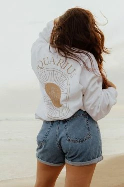 MSLOLA Aquarius Zodiac Crewneck Sweatshirt - White