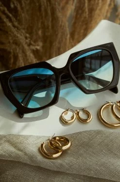 IF Private Yacht - Blue Black Accessories