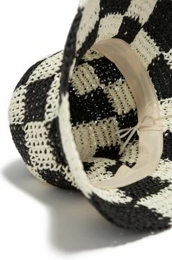 FA Kaylin - Black Accessories