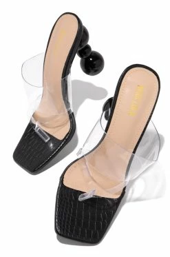 SOME Yasamin - Black Shoes