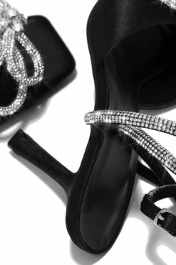 SOME Amiera - Black Shoes