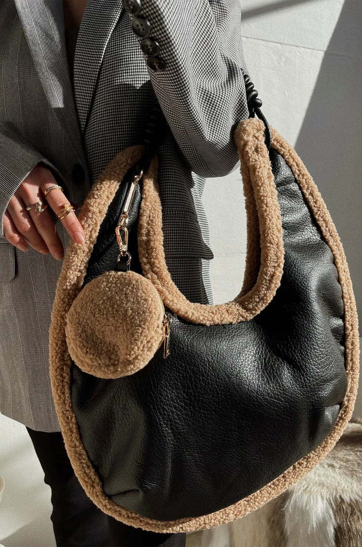 UR Accessories City Escape - Black