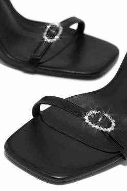 SOME Iriel - Black Shoes