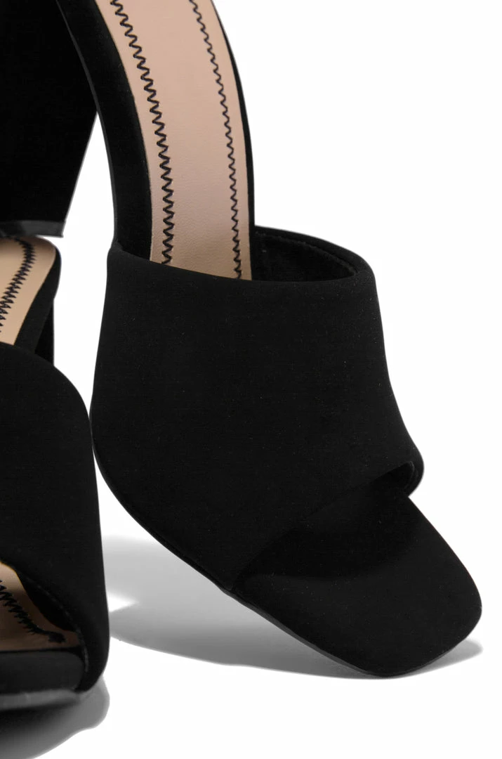 BBOO Shoes Gloria - Black