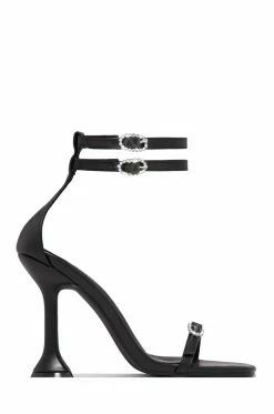 SOME Iriel - Black Shoes