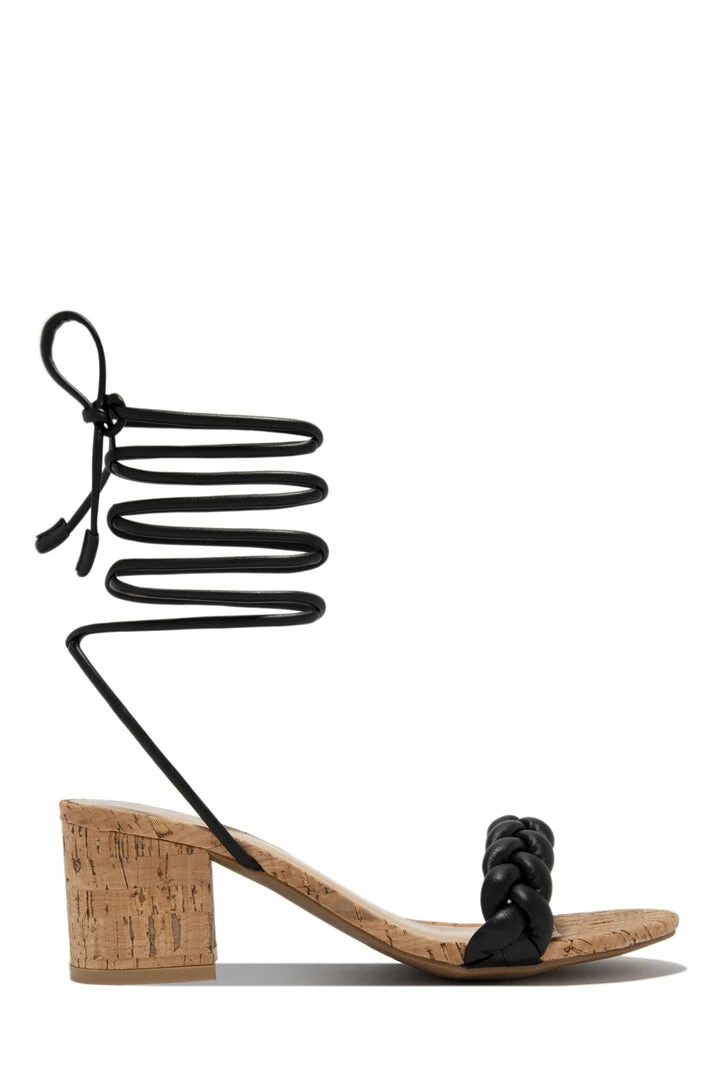 WDIVA Villa Vibes - Black Shoes