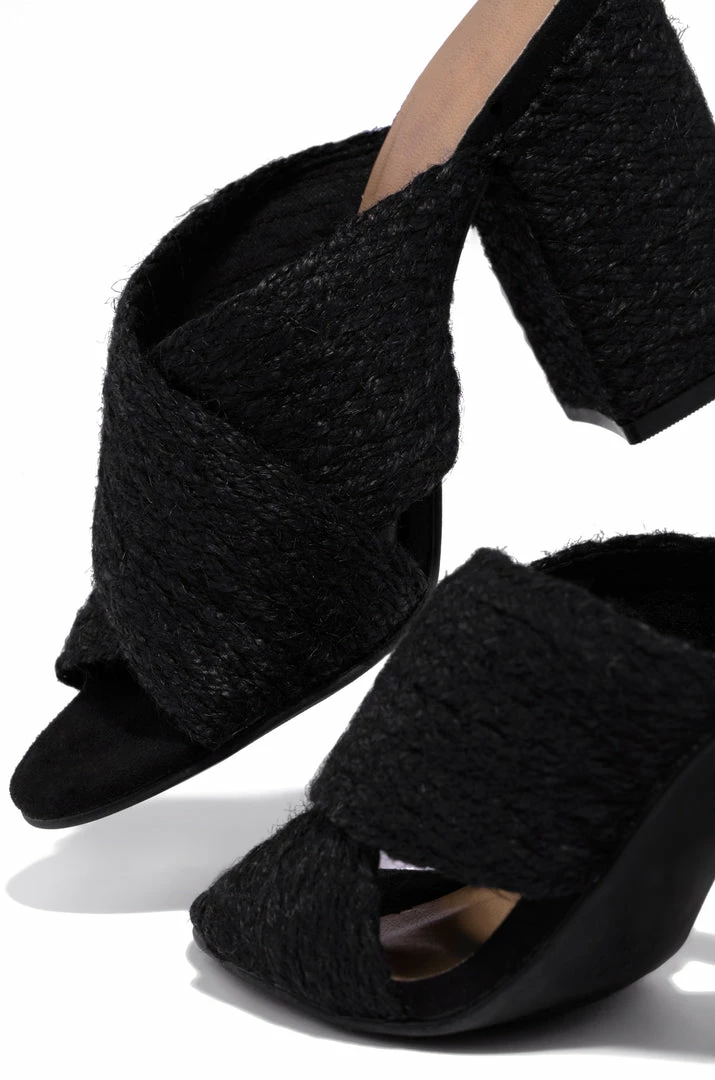 QUPD Summer Icon - Black