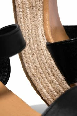 MATA Dream Vacay - Black Shoes