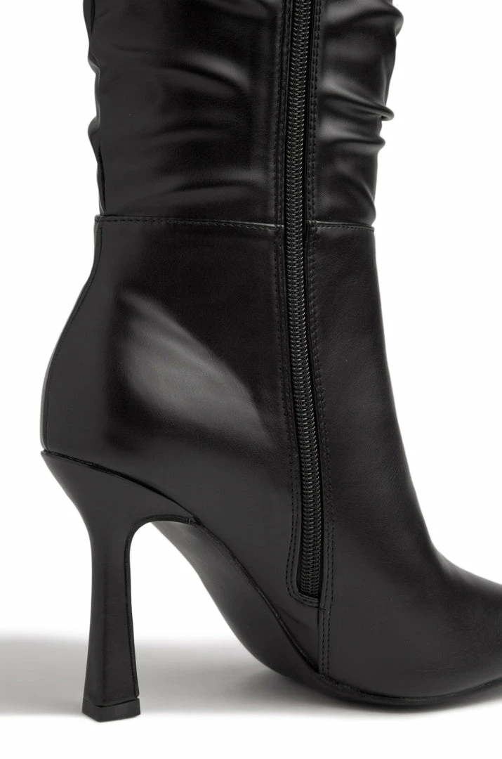 SOME Shoes Kaory - Black