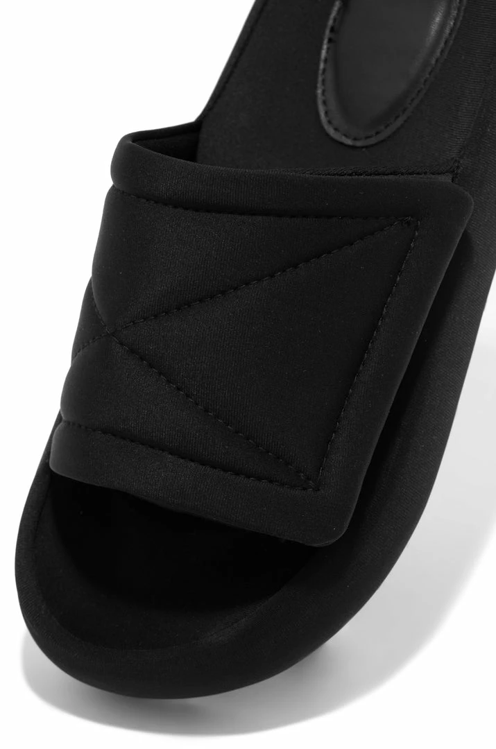 LILIA Shoes Vibey - Black