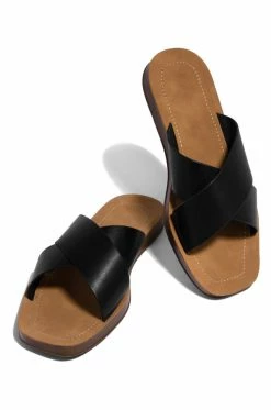 WDIVA Shoes Living Life - Black