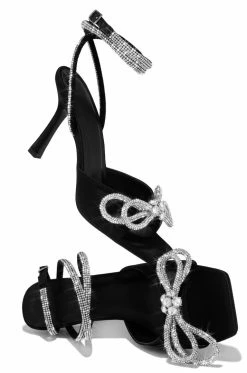 SOME Amiera - Black Shoes