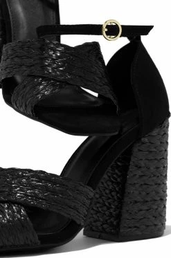 QUPD Shoes Vita - Black