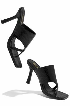 SOME Shoes Ania - Black