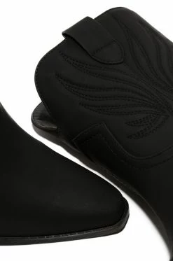 QUPD Shoes Abbey - Black