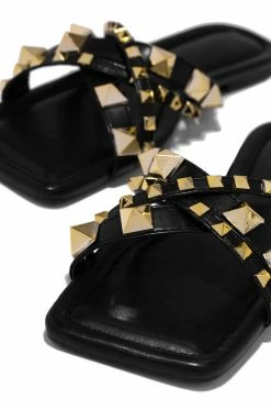 CAPEROBB Shoes Weekend Vacay - Black