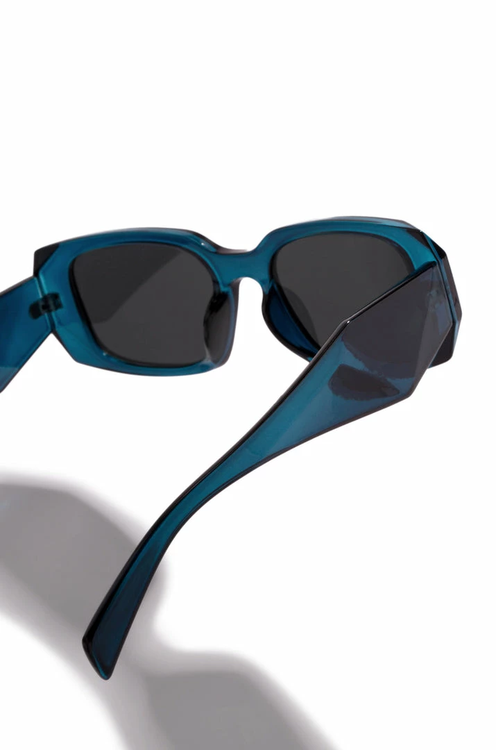 SH Christy - Blue Accessories