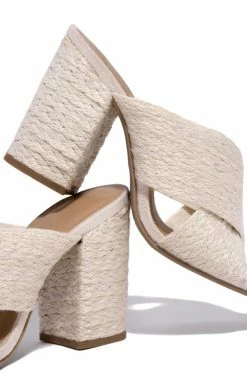 QUPD Summer Icon - Bone Shoes