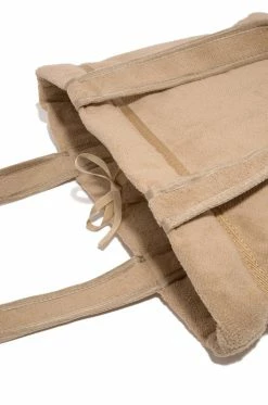 FA Weekend Escape - Nude