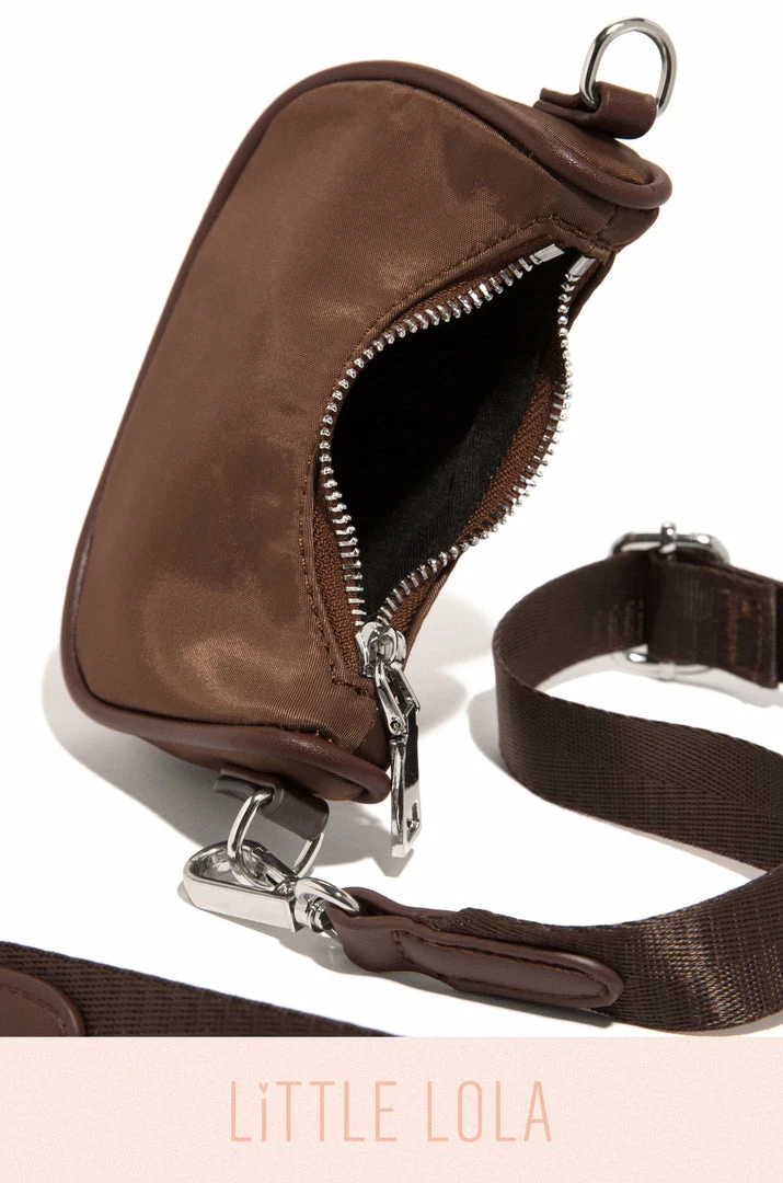 UR IG Queen - Mocha Accessories