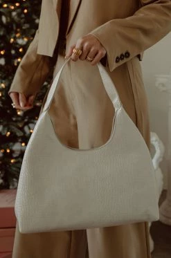 UR Cambria - Ivory Accessories