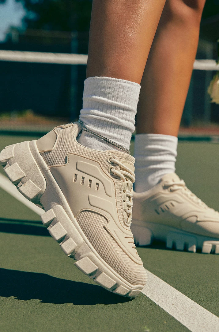 LEMND Champion Moves - Bone Shoes