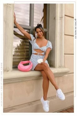 EMPK Amalisa - Blue Floral Clothing