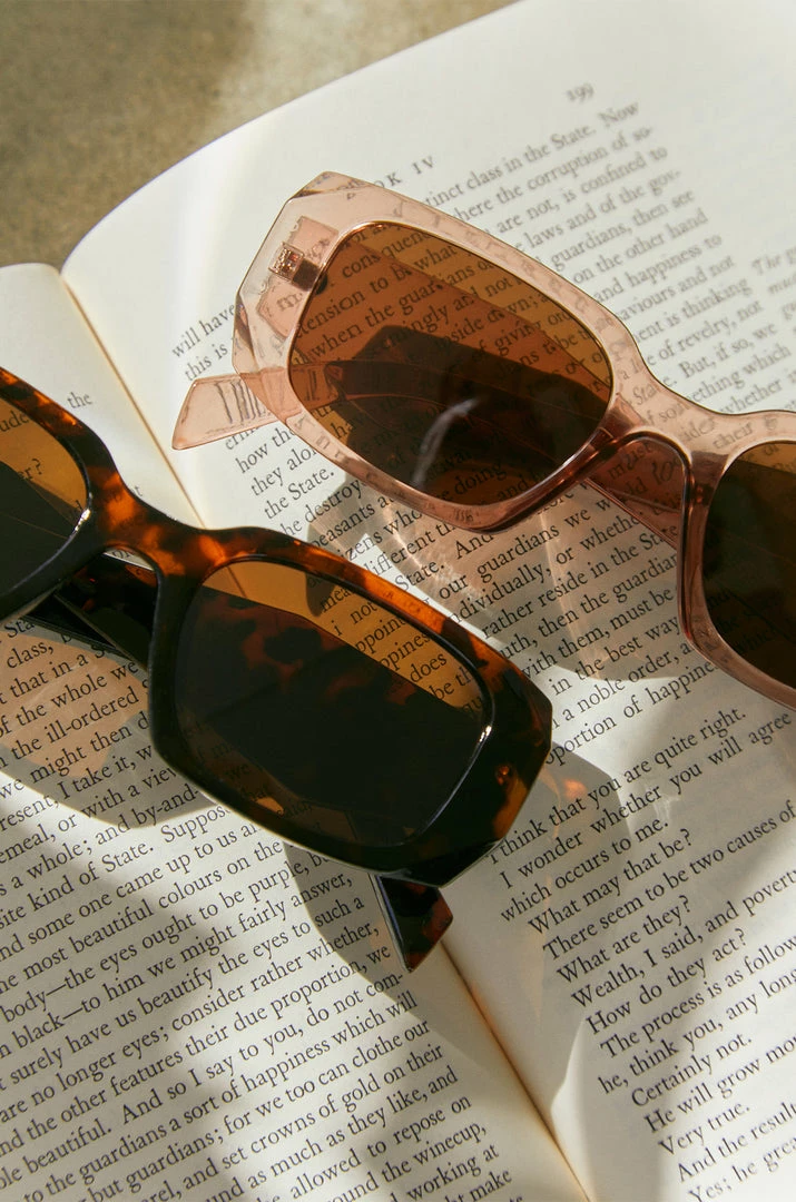 SH Accessories Christy - Tortoise