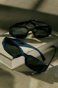 SH Christy - Blue Accessories